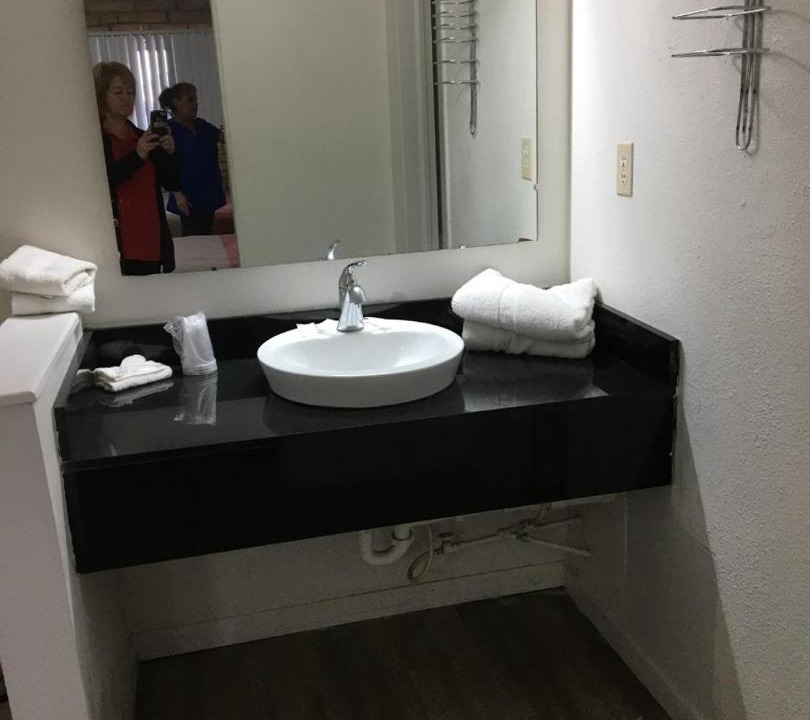 Photo of Bathroom in Van Horn