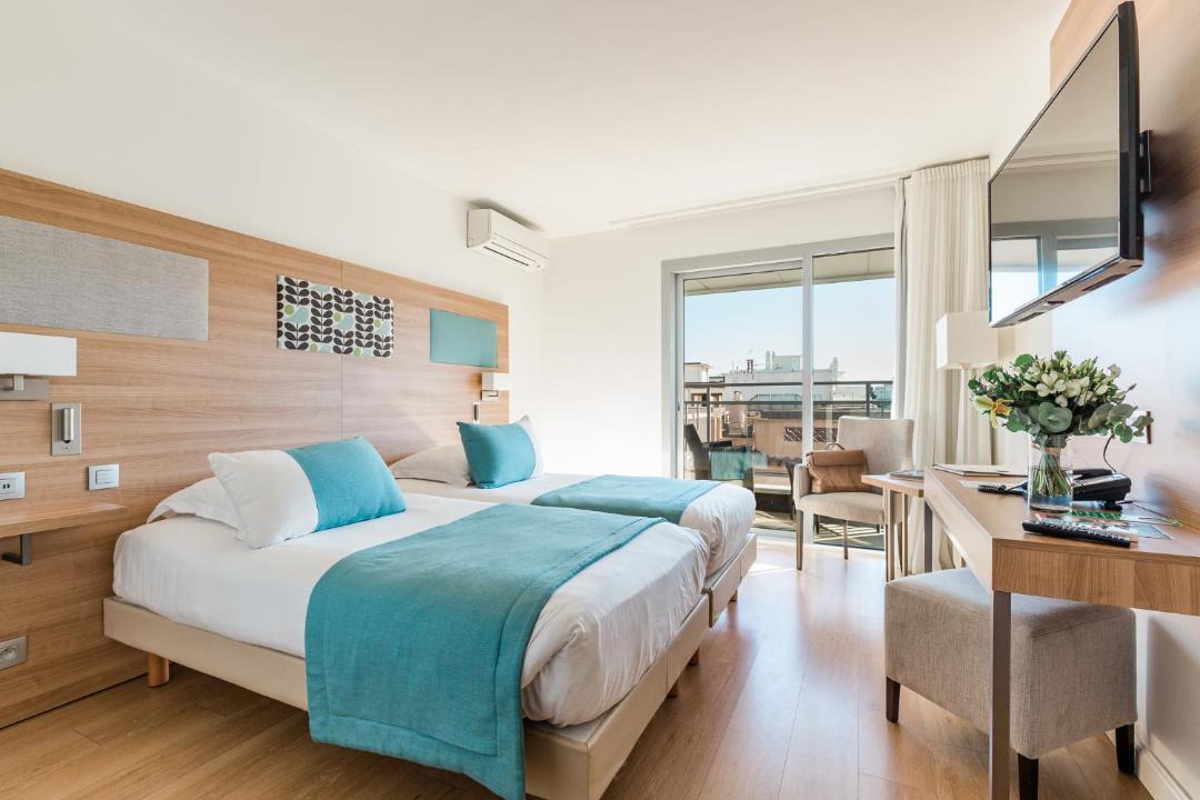 Photo of Others in Juan-les-Pins