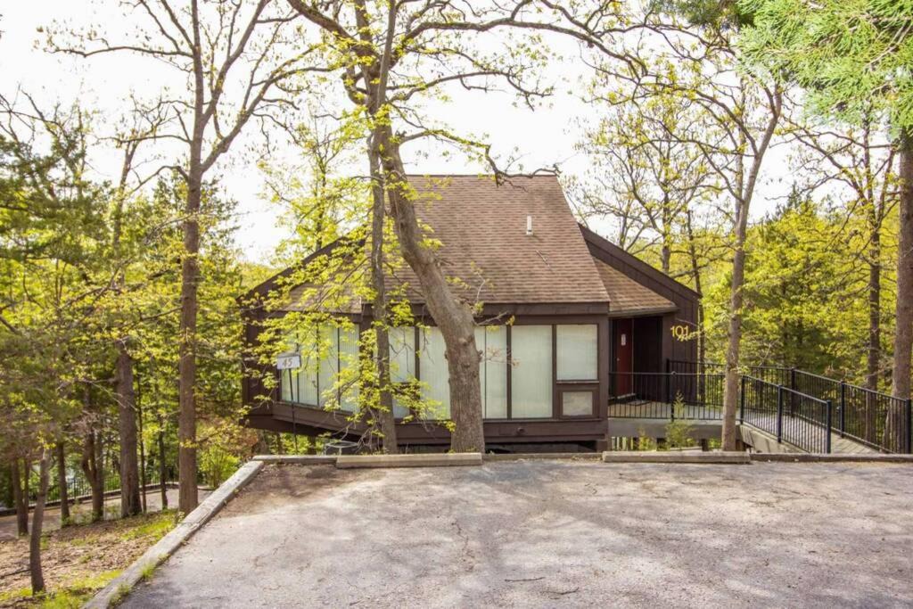 Photo of Others in Village of Four Seasons