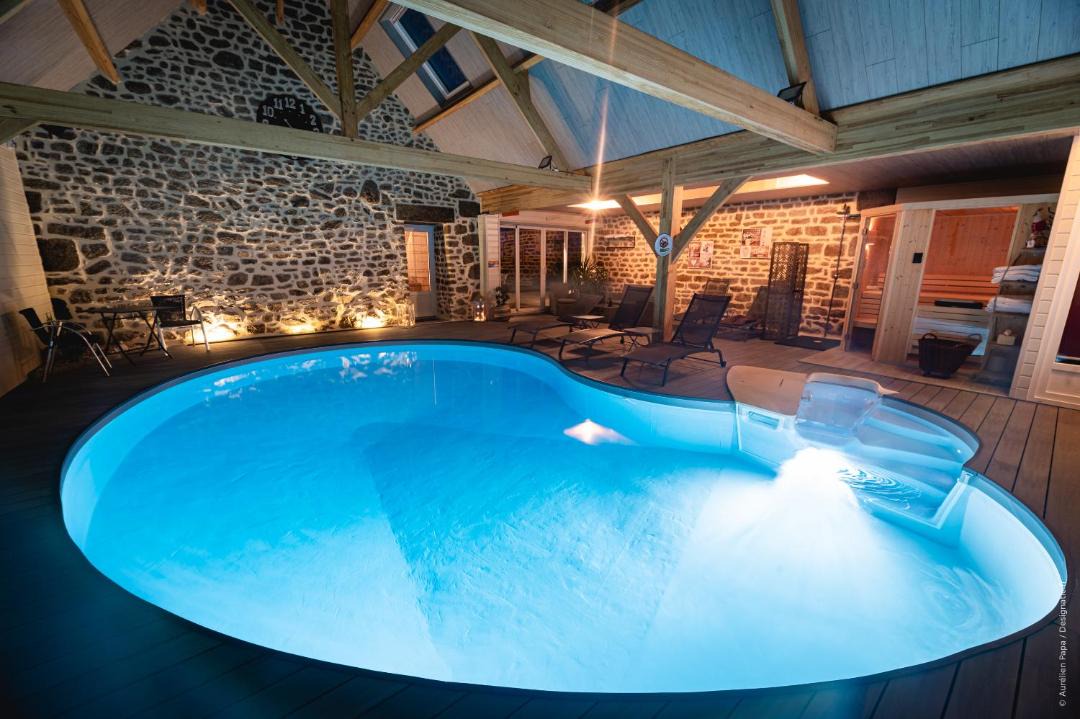 Photo of Others in Magny-le-Desert