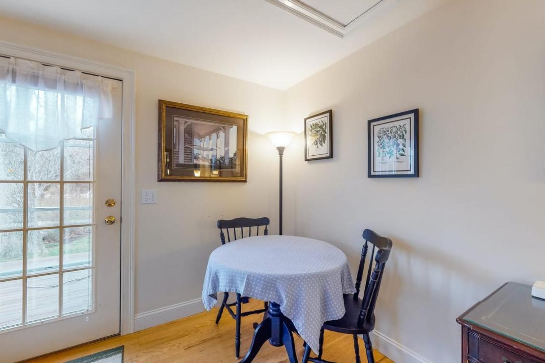 Photo of Livingroom in West Brewster