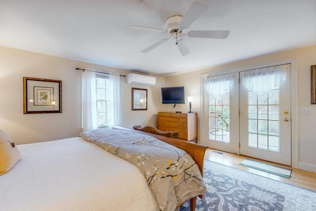 Photo of Bedroom in West Brewster