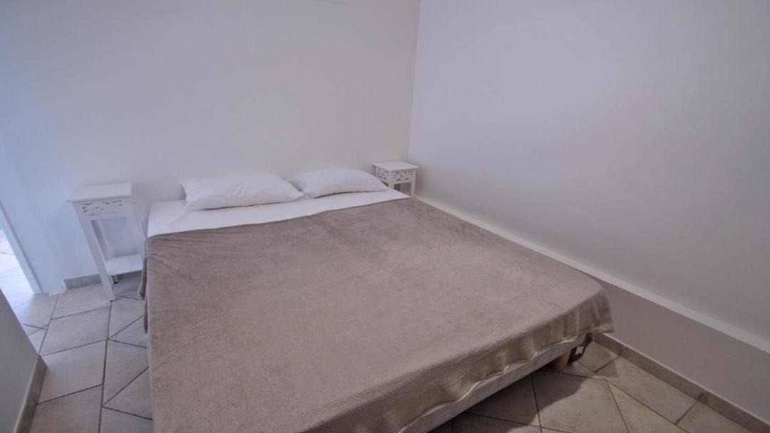 Photo of Bedroom in Sainte-Maxime City Centre