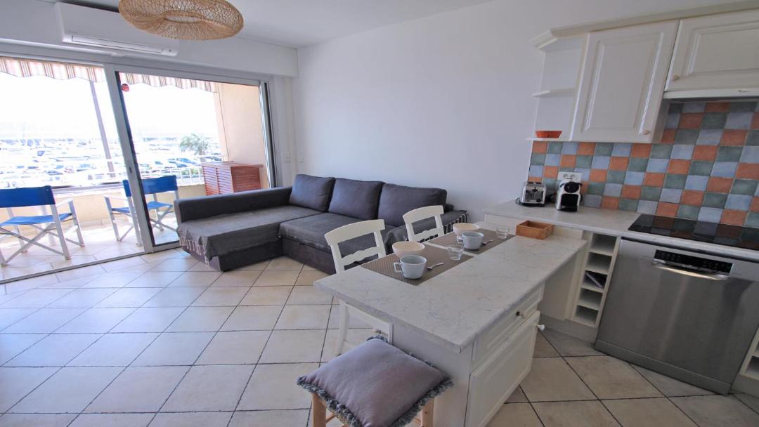 Photo of Livingroom in Sainte-Maxime City Centre