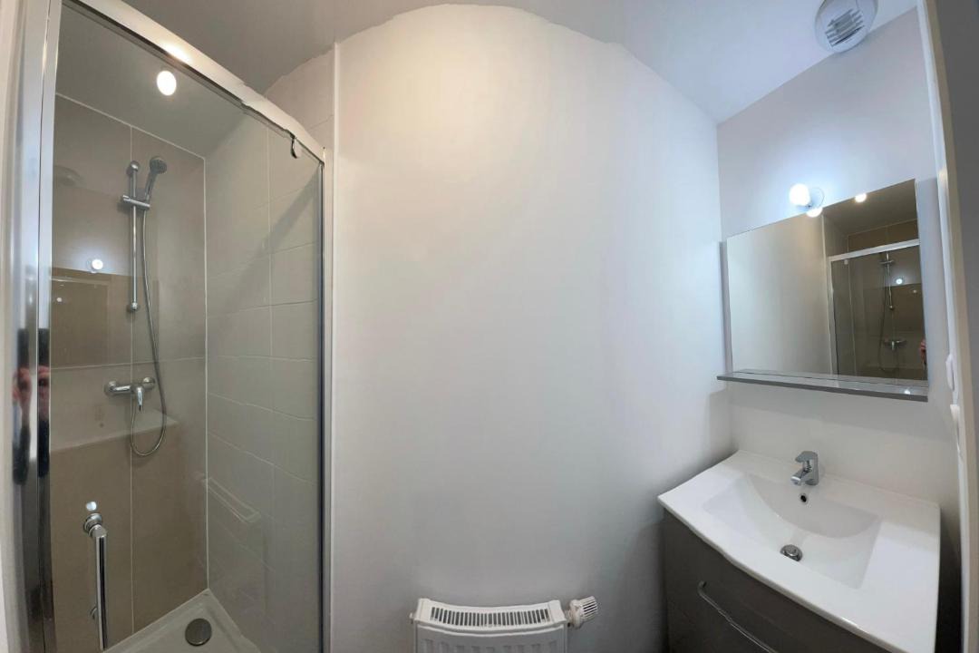 Photo of Bathroom in Esvres