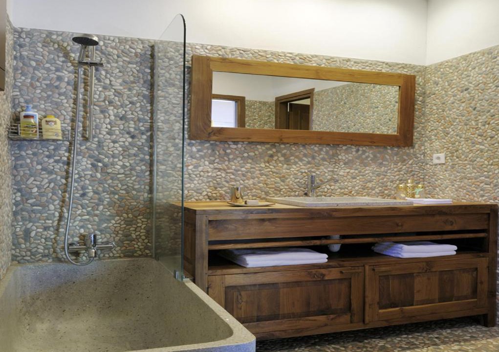 Photo of Others in Serriera