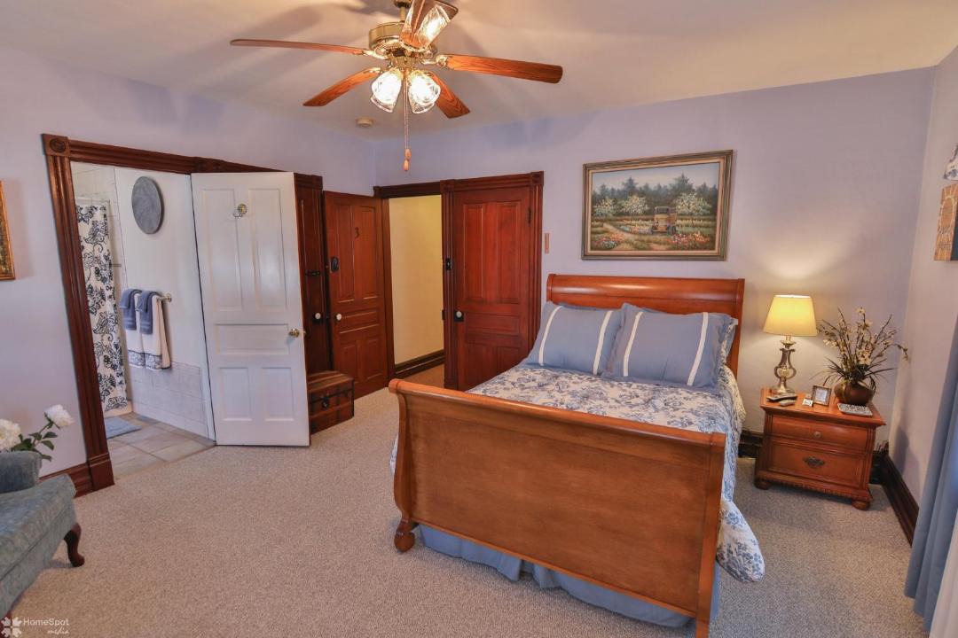 Photo of Others in Andreas