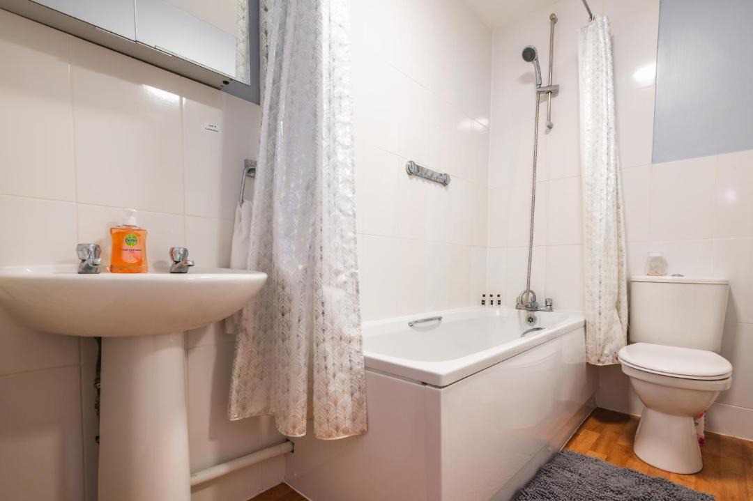 Photo of Bathroom in Knowle Sands