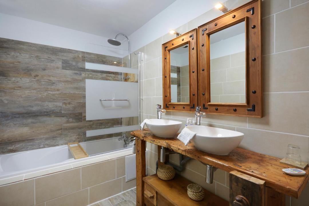 Photo of Bathroom in Bersaillin