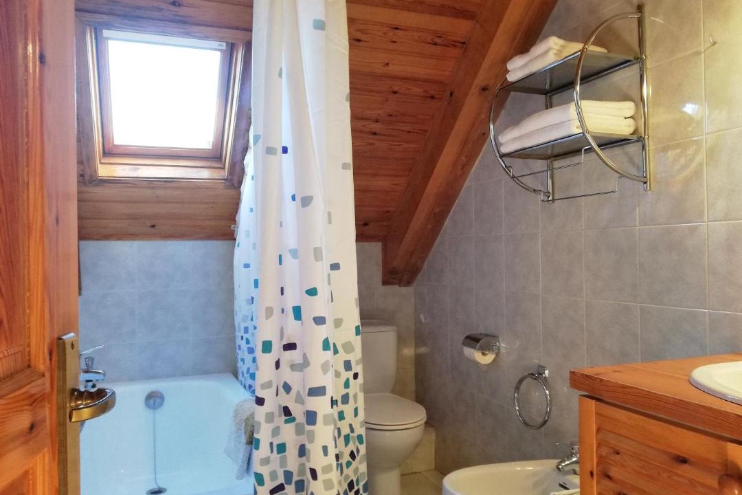 Photo of Bathroom in Taull