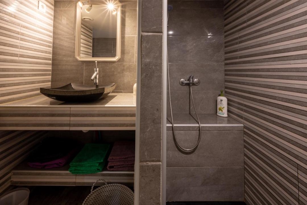 Photo of Bathroom in Aucamville