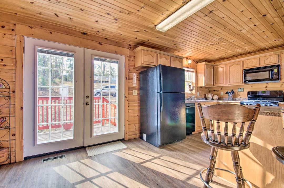 Photo of Kitchen in Elizabeth