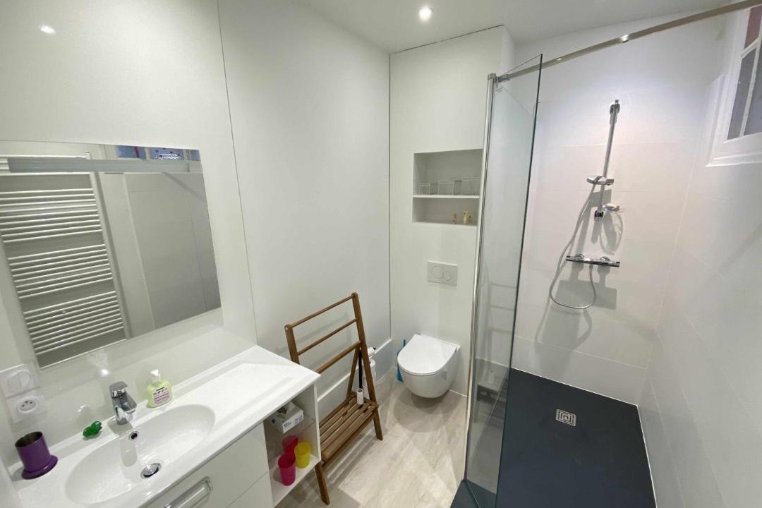 Photo of Bathroom in Dinard