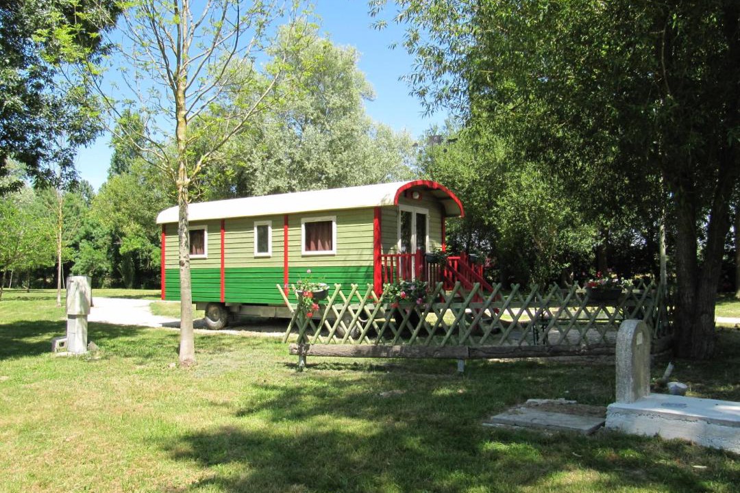 Photo of Others in SammarÃ§olles