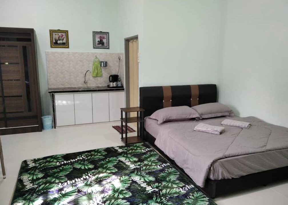 Photo of Others in Baling