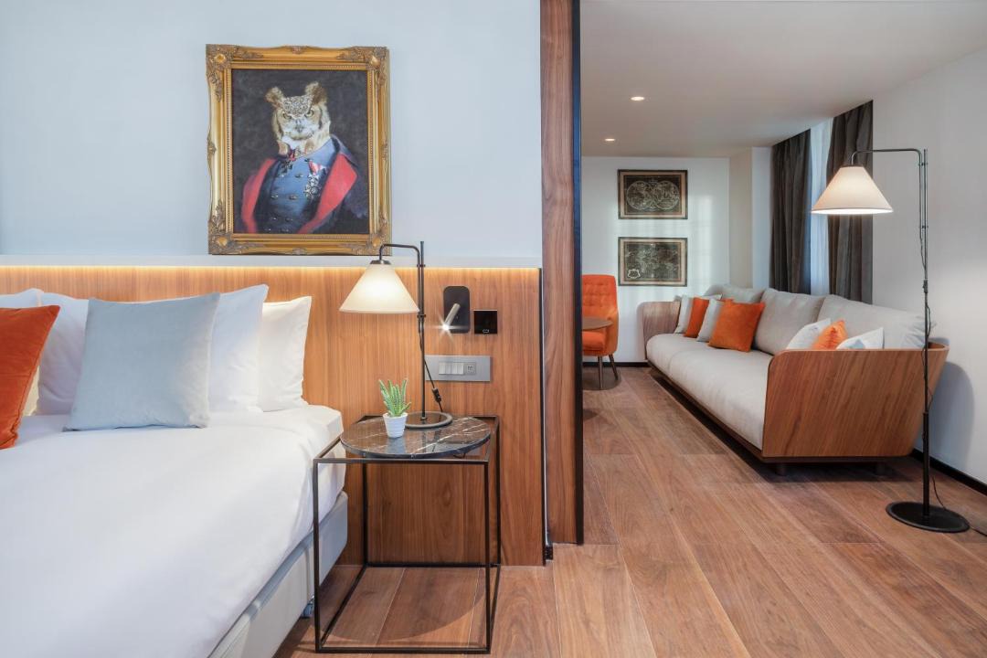 Photo of Others in Euston