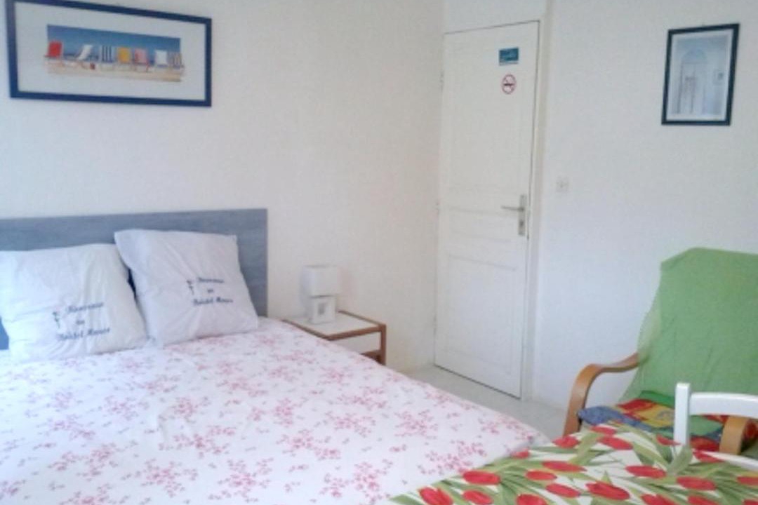 Photo of Bedroom in Neris-les-Bains