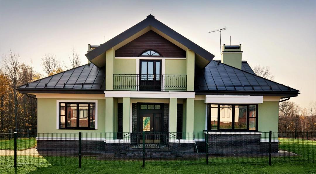 Photo of Buildings in Yakhroma