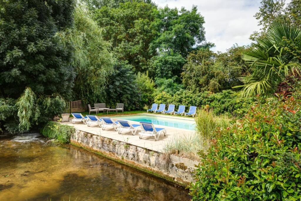 Photo of Others in Ernes