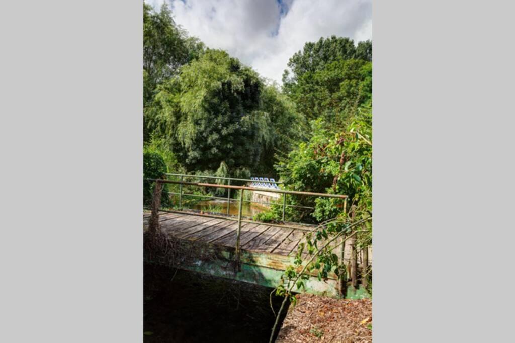 Photo of Others in Ernes