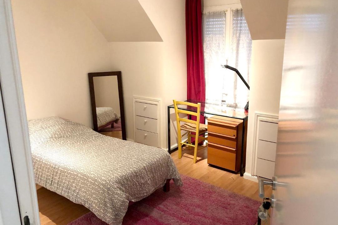 Photo of Bedroom in Sannois