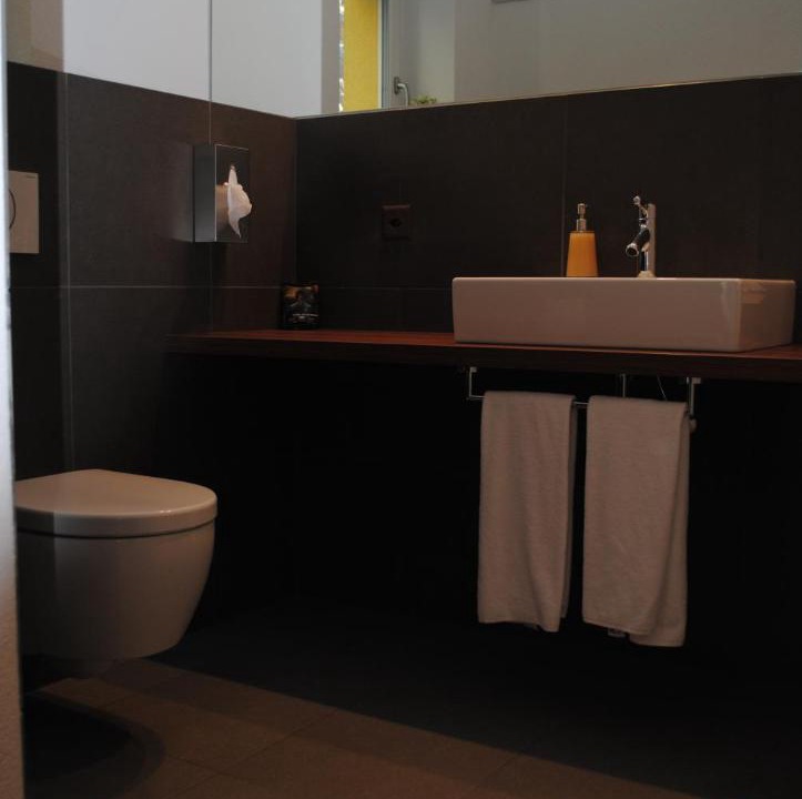 Photo of Bathroom in Saint-Leonard
