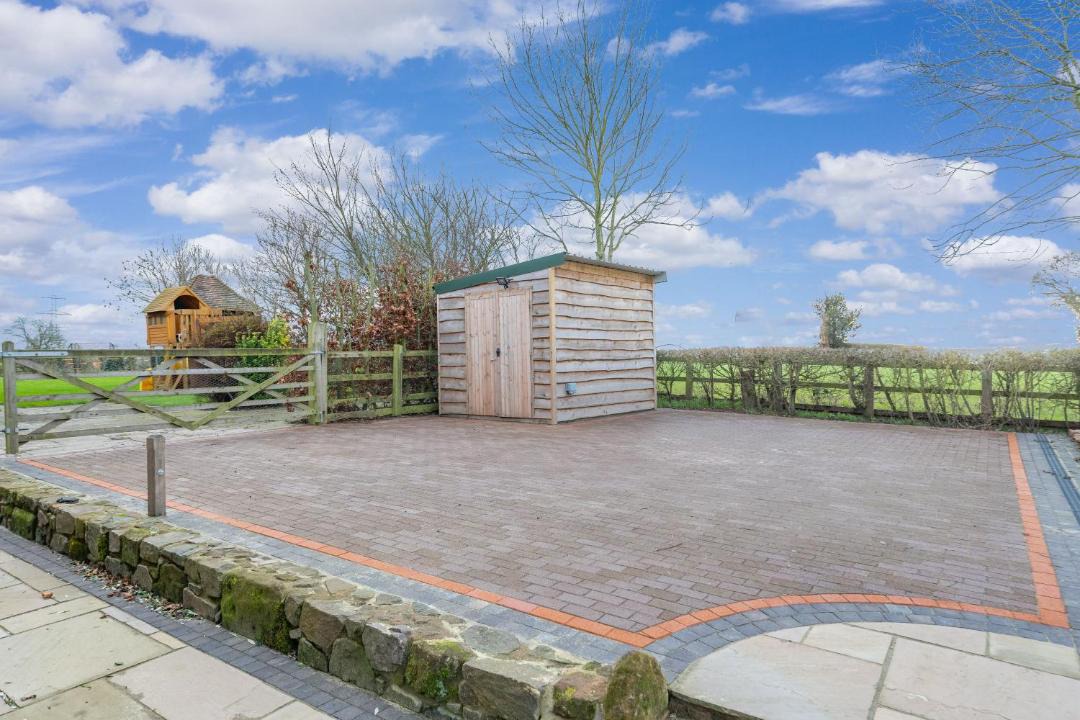 Photo of Others in Barrow upon Trent