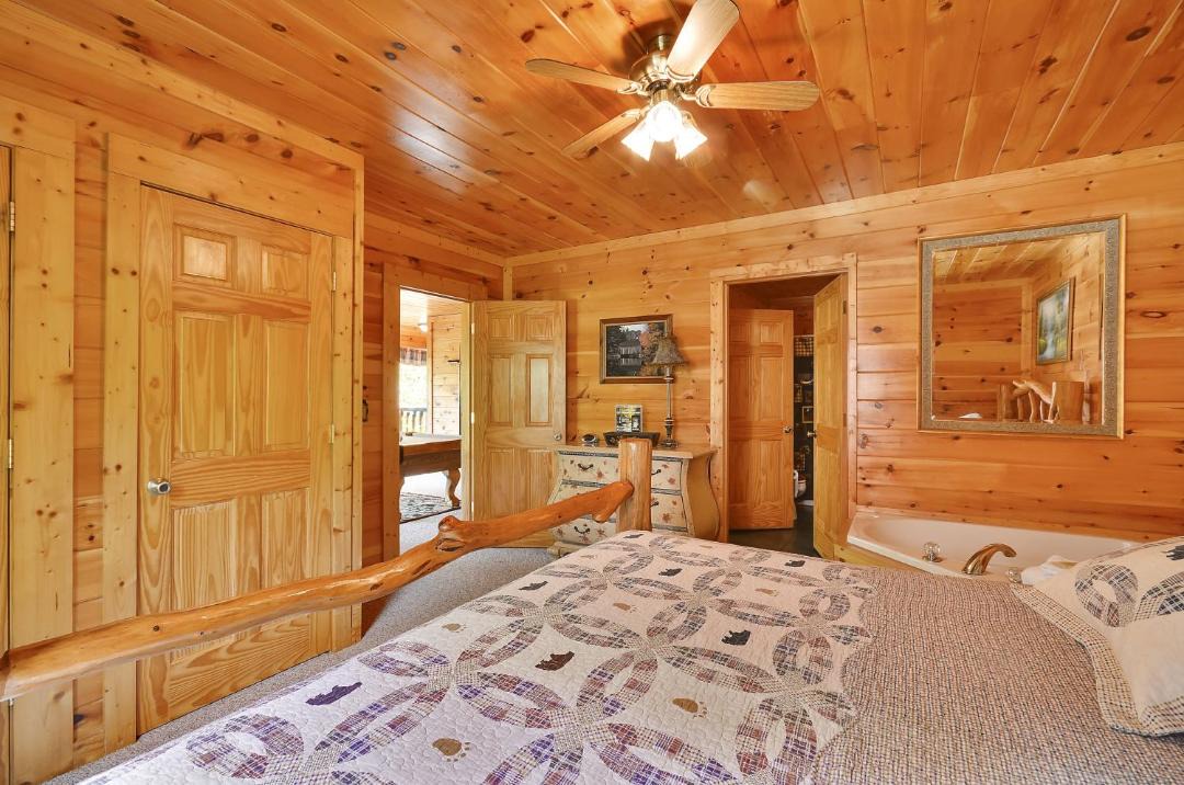 Photo of Bedroom in Pigeon Forge