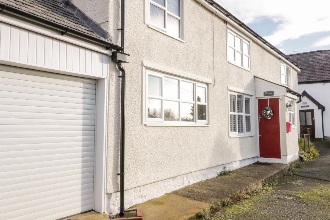 Photo of Others in Henllan