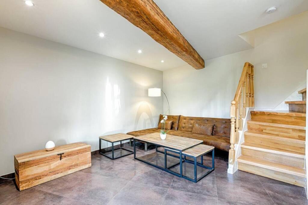 Photo of Livingroom in Audrieu