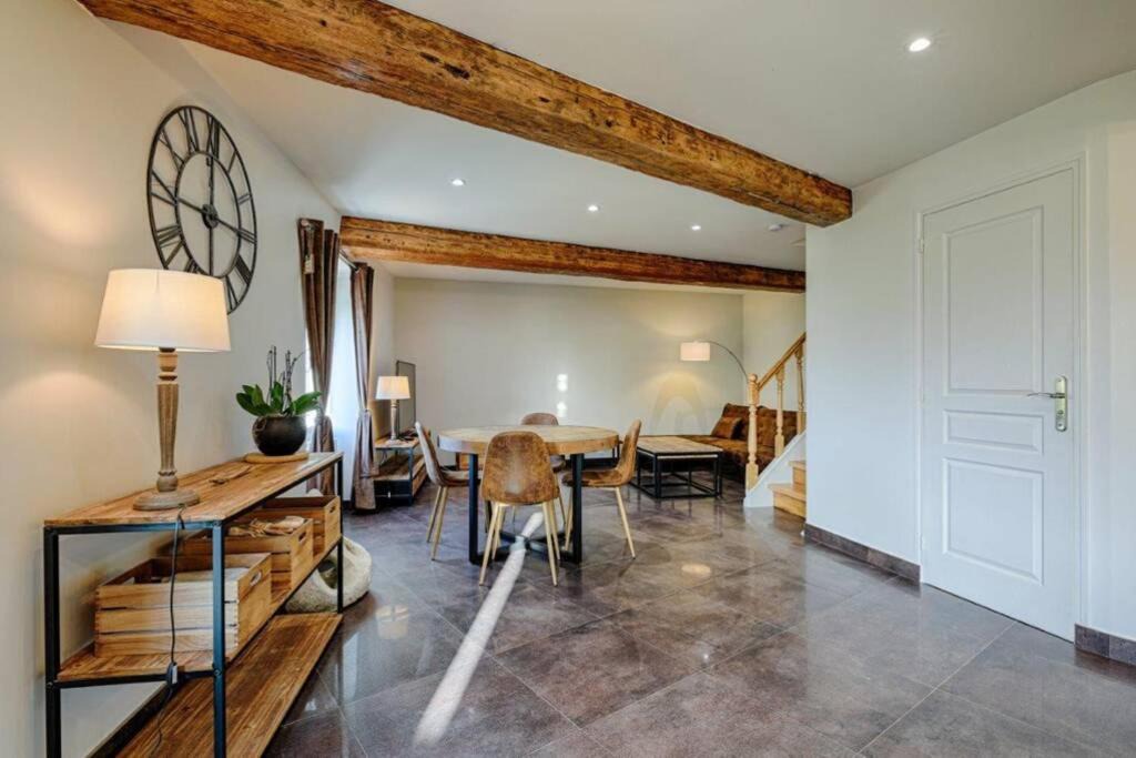 Photo of Livingroom in Audrieu