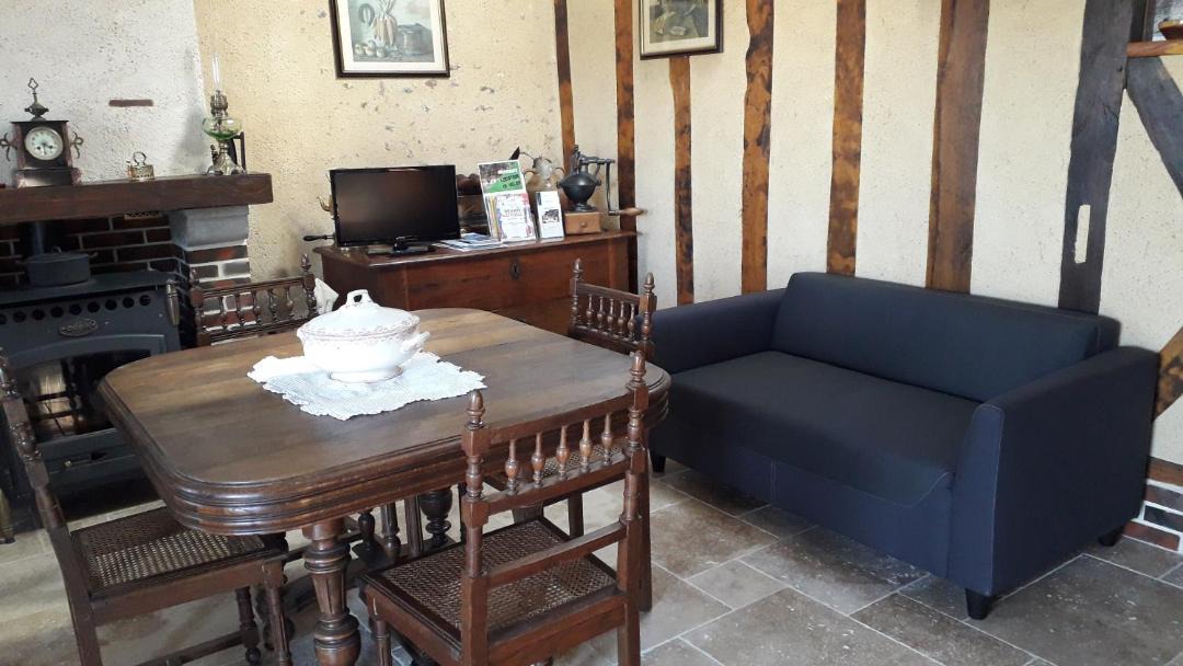 Photo of Livingroom in Saint-Jean-Froidmentel