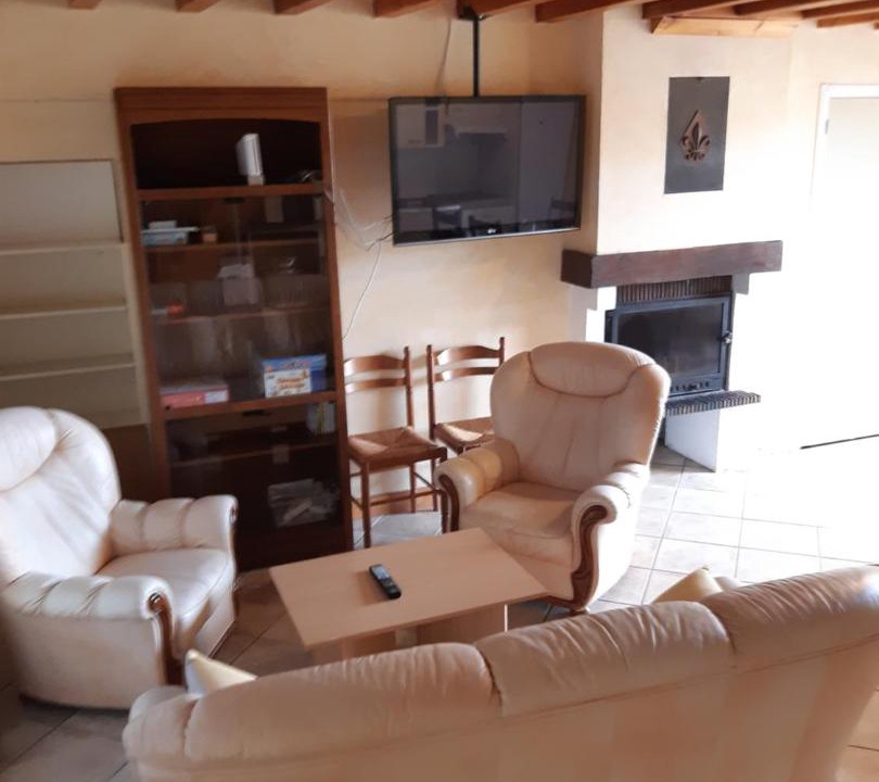 Photo of Others in Besson