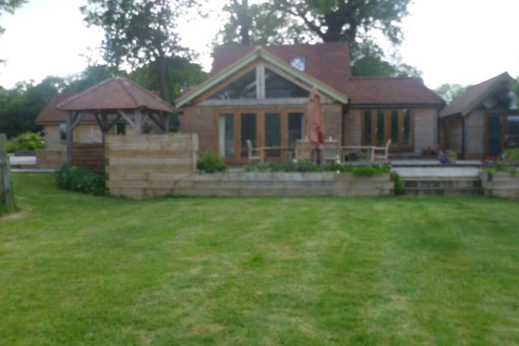 Photo of Buildings in Haslemere