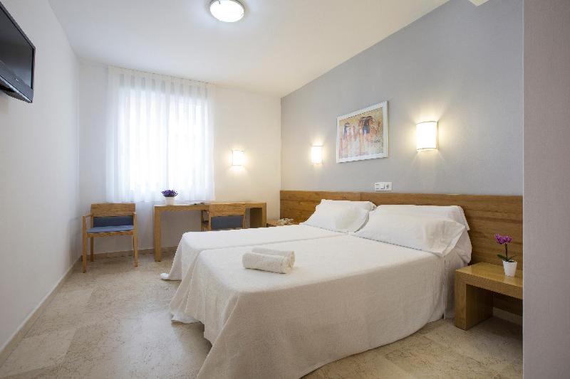 Photo of Bedroom in El Puig de Santa Maria