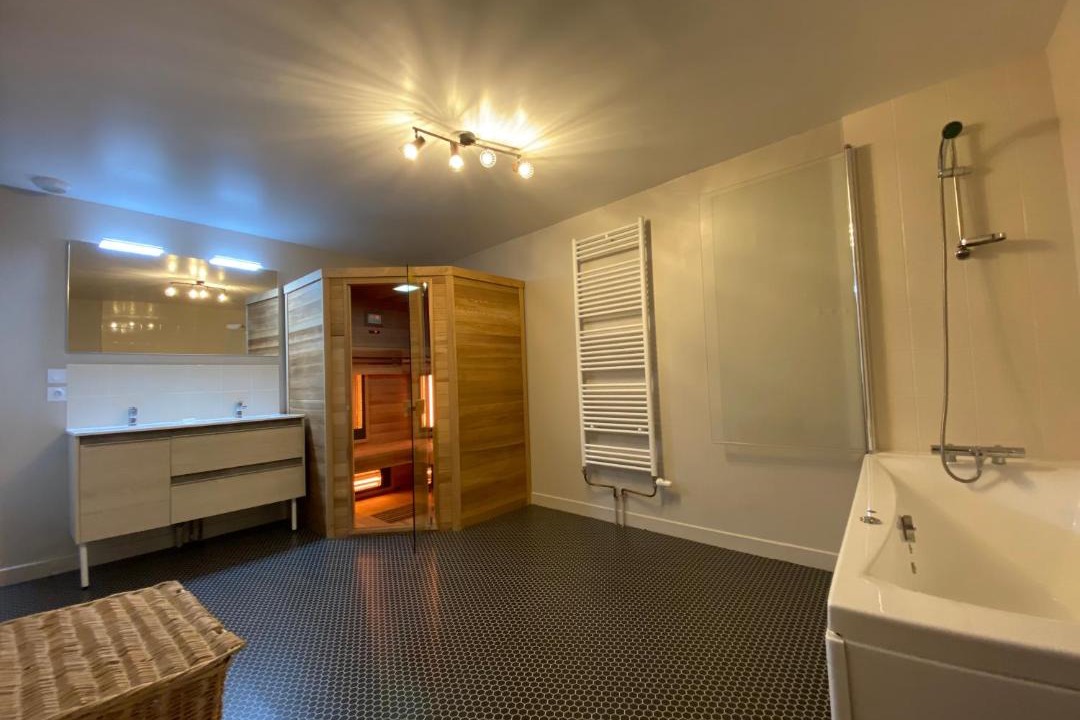 Photo of Others in Hautvillers