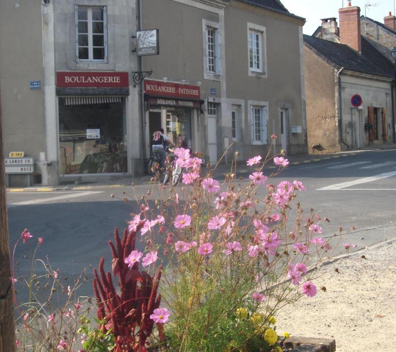 Photo of Buildings in Le Guedeniau