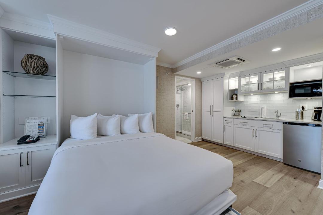 Photo of Others in Avalon