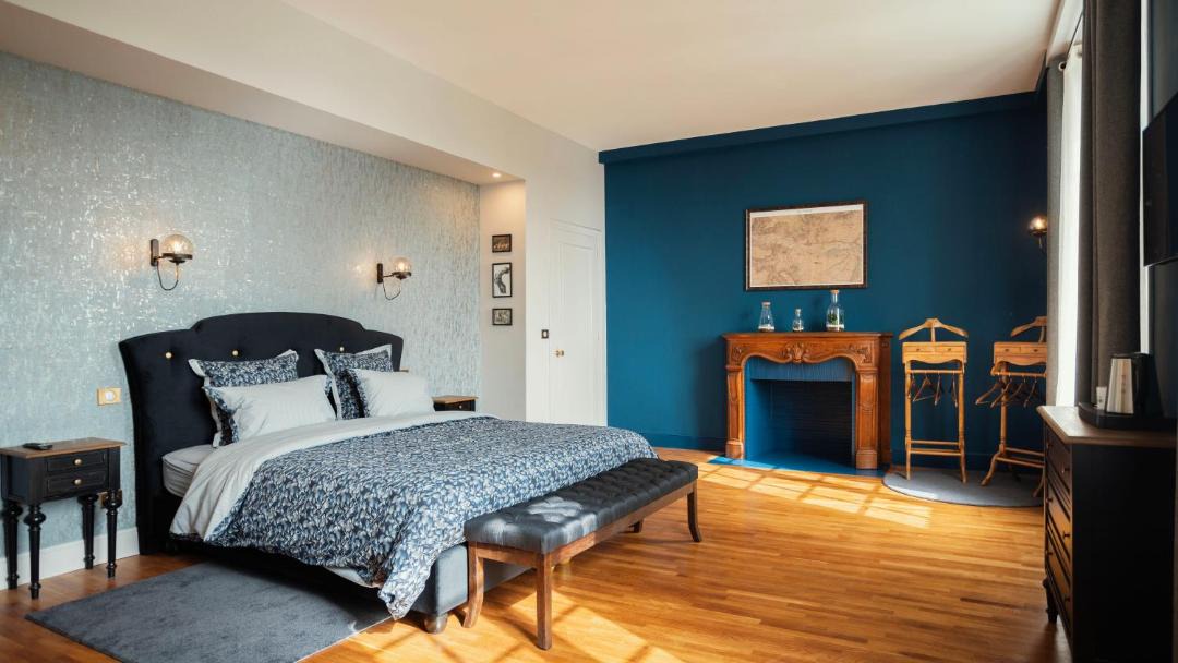 Photo of Others in Ay