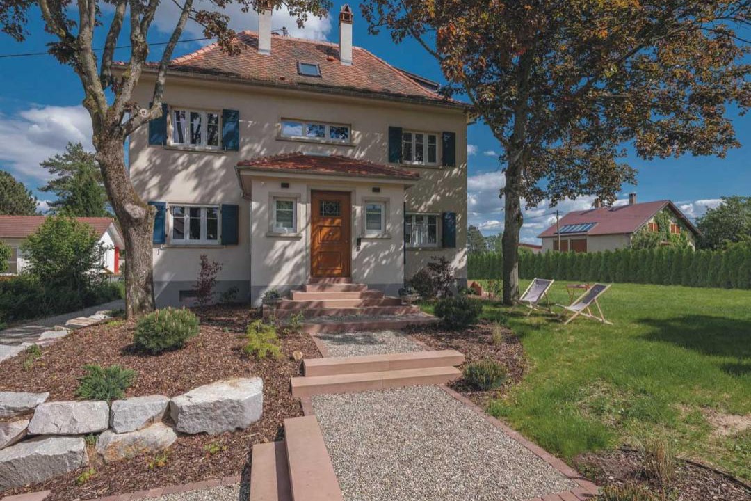 Photo of Buildings in Boersch