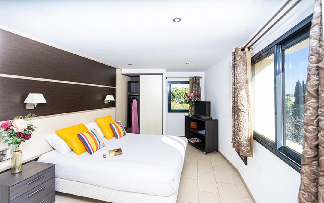 Photo of Others in Alenya