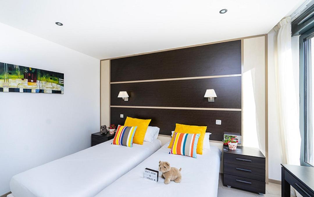 Photo of Others in Alenya