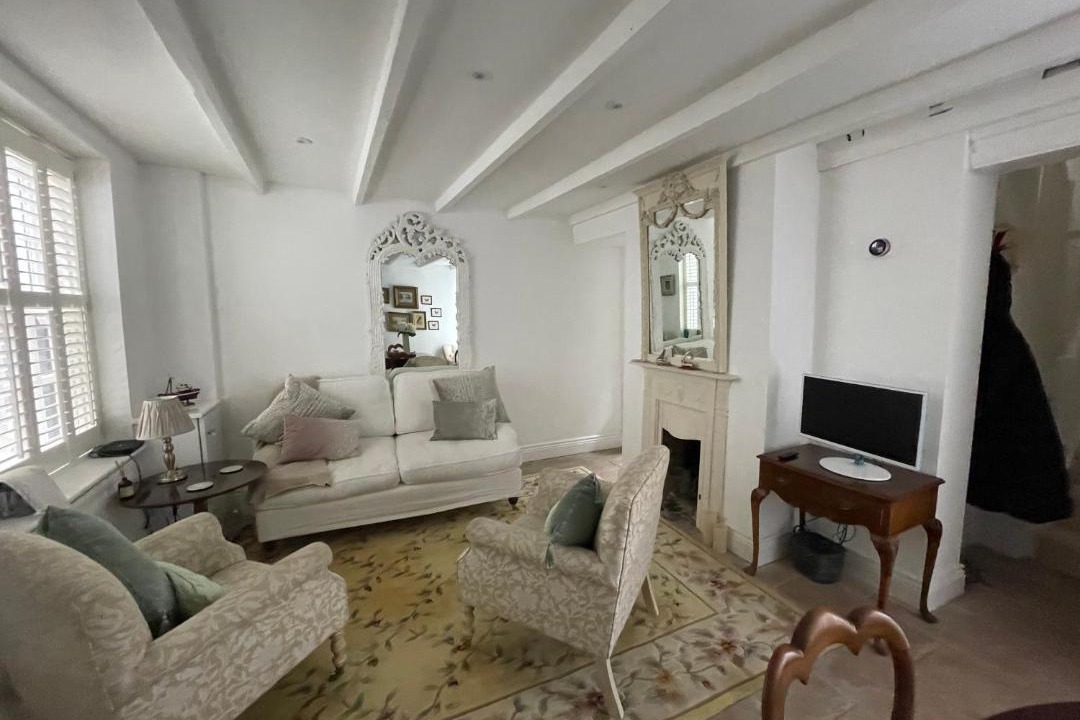 Photo of Livingroom in Old Town Hastings