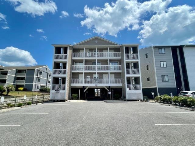 Photo of Buildings in Surfside Beach