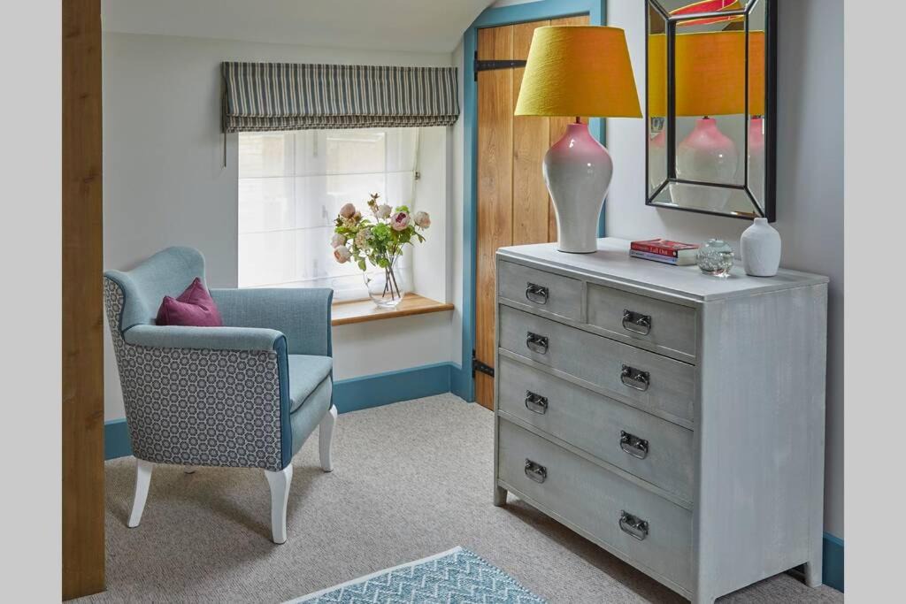 Photo of Bedroom in Alton Barnes