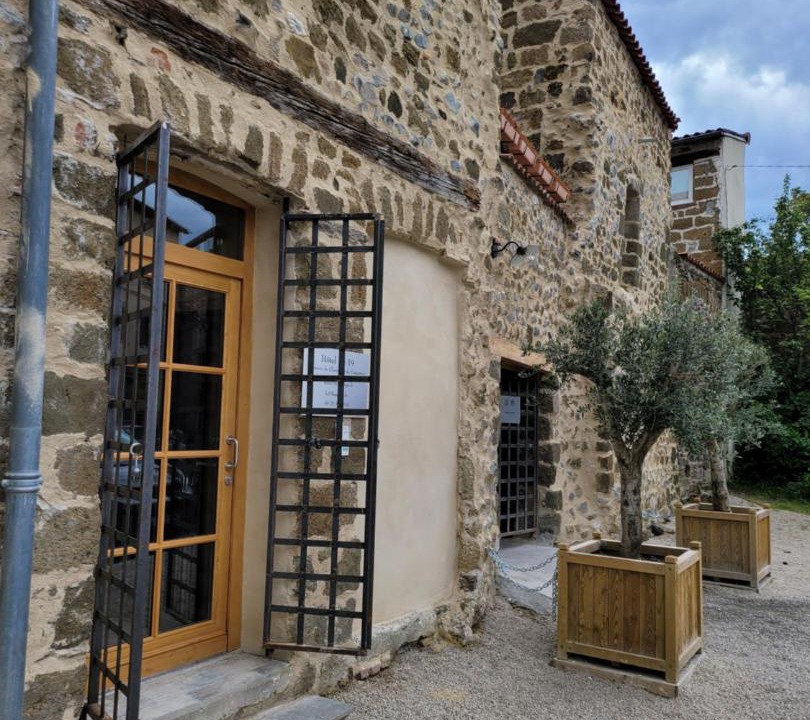 Photo of Buildings in Langeac