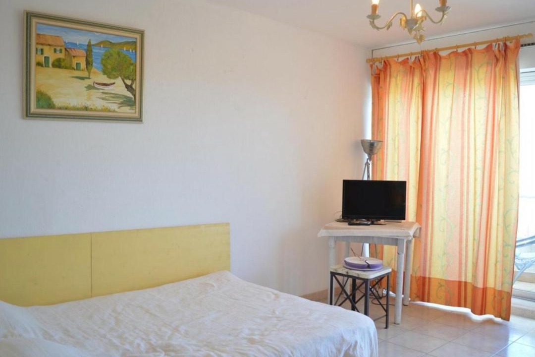 Photo of Bedroom in Le Grau-Du-Roi