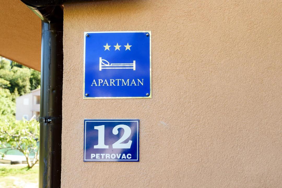 Photo of Others in Ploce