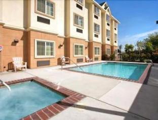 Photo of Others in Tracy