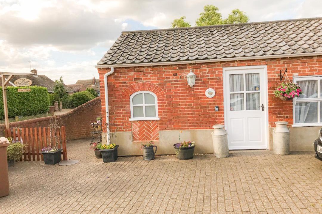 Photo of Others in Hickling